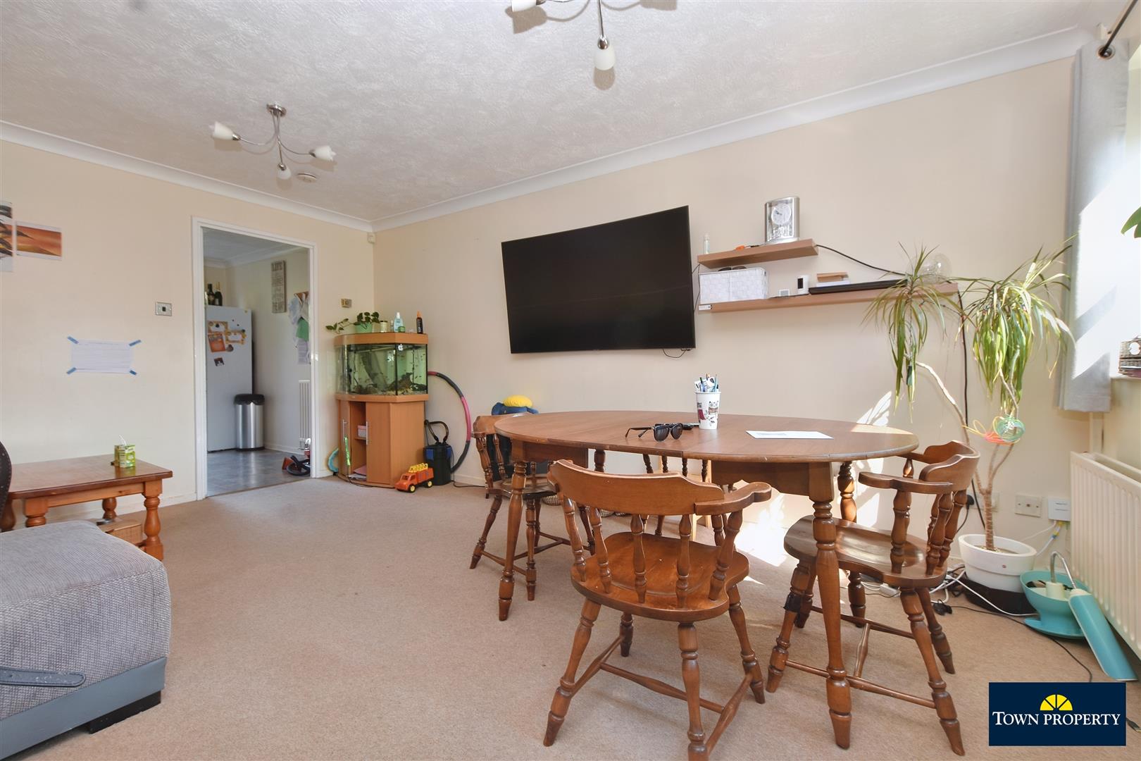 Property Details for Blakes Way Eastbourne BN23 6EN Town Property